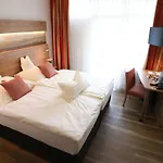 Wiehen-therme 4*